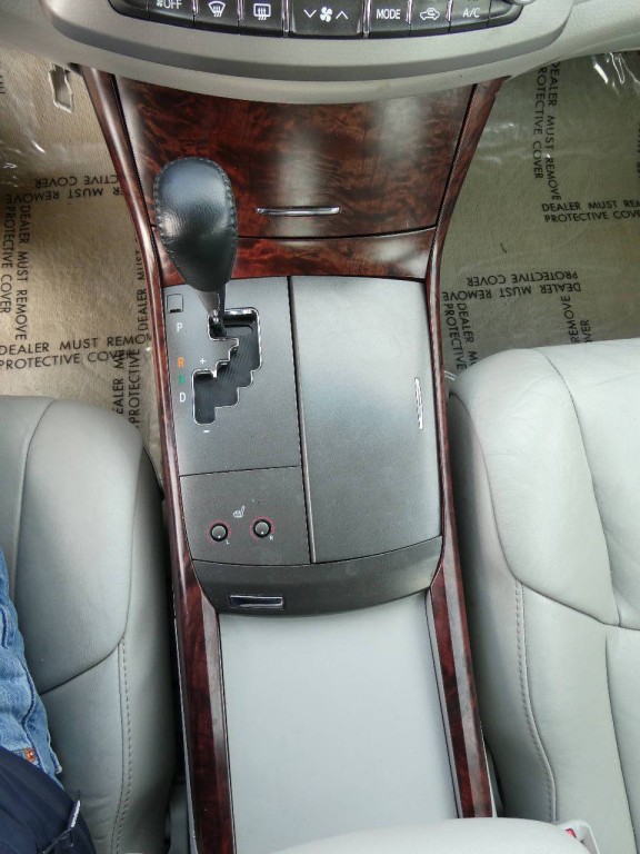 2011 Toyota Avalon Image 19