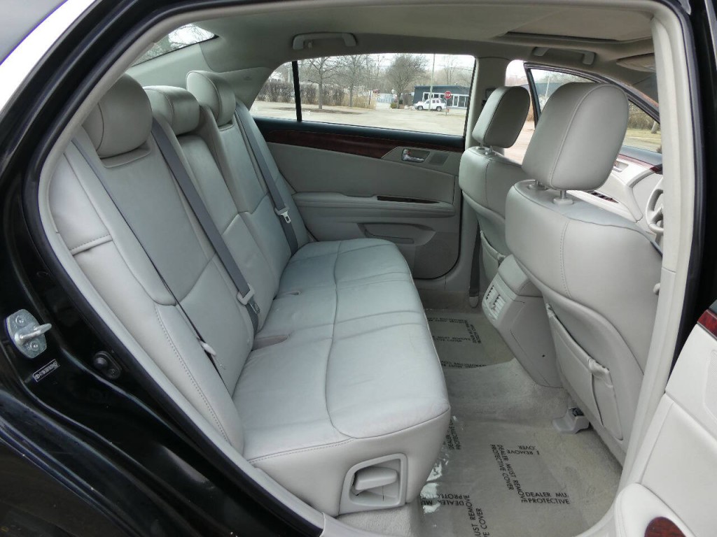 2011 Toyota Avalon Image 26