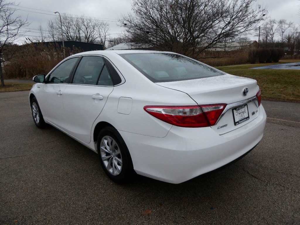 2015 Toyota Camry Image 7