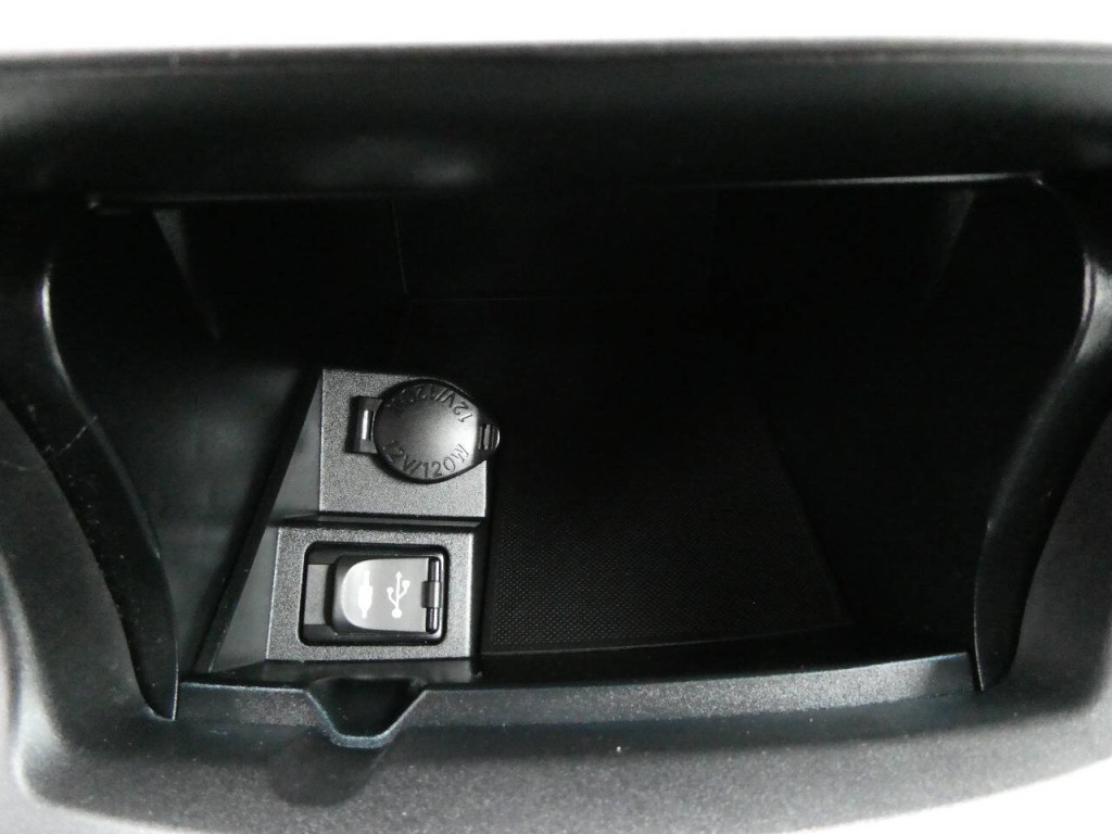 2015 Toyota Camry Image 20