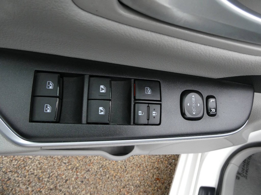 2015 Toyota Camry Image 22