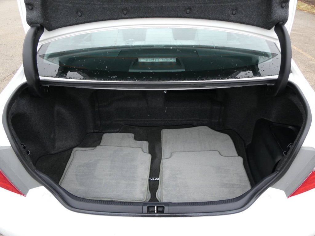 2015 Toyota Camry Image 29