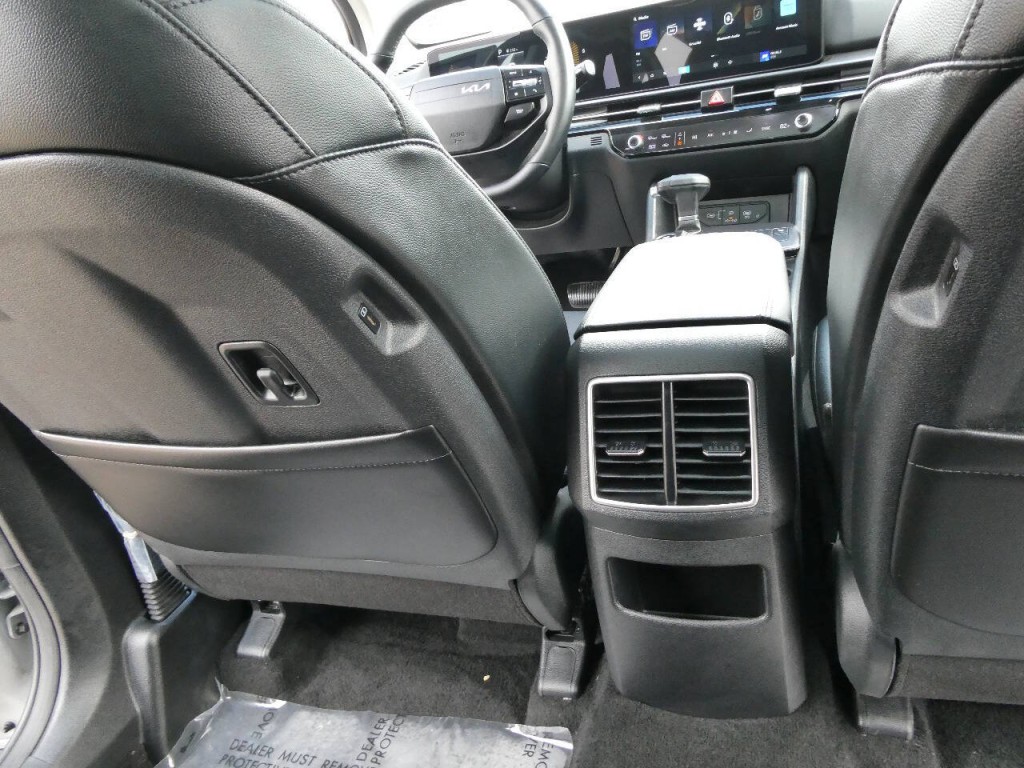 2026 Kia Sportage Image 32