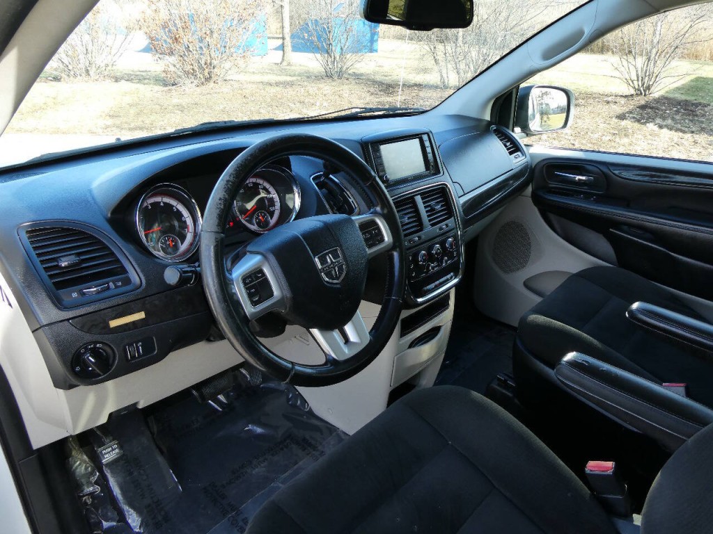 2015 Dodge Grand Caravan Image 10