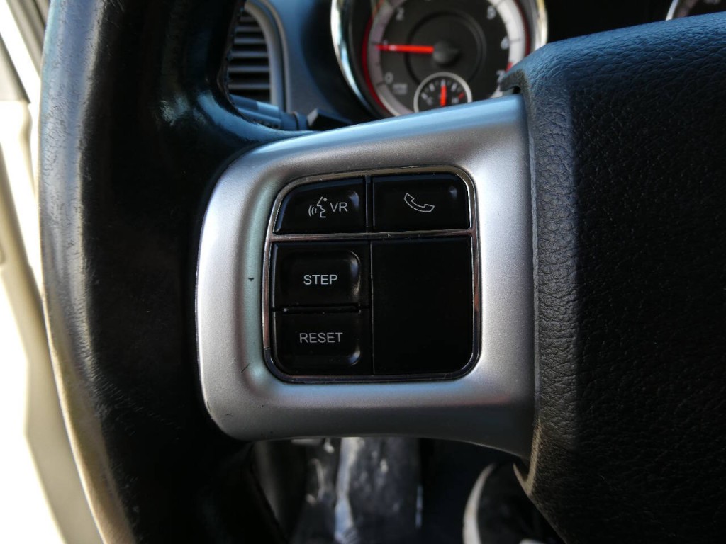 2015 Dodge Grand Caravan Image 12