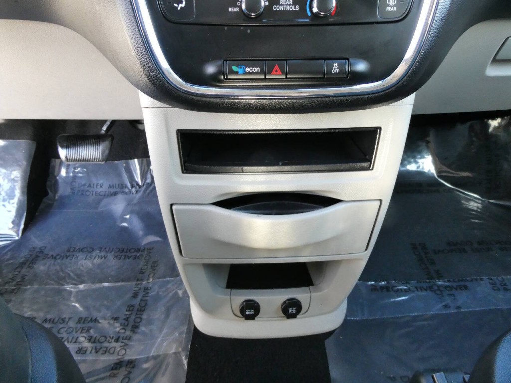 2015 Dodge Grand Caravan Image 20