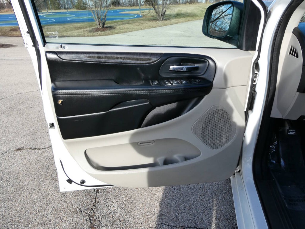 2015 Dodge Grand Caravan Image 21