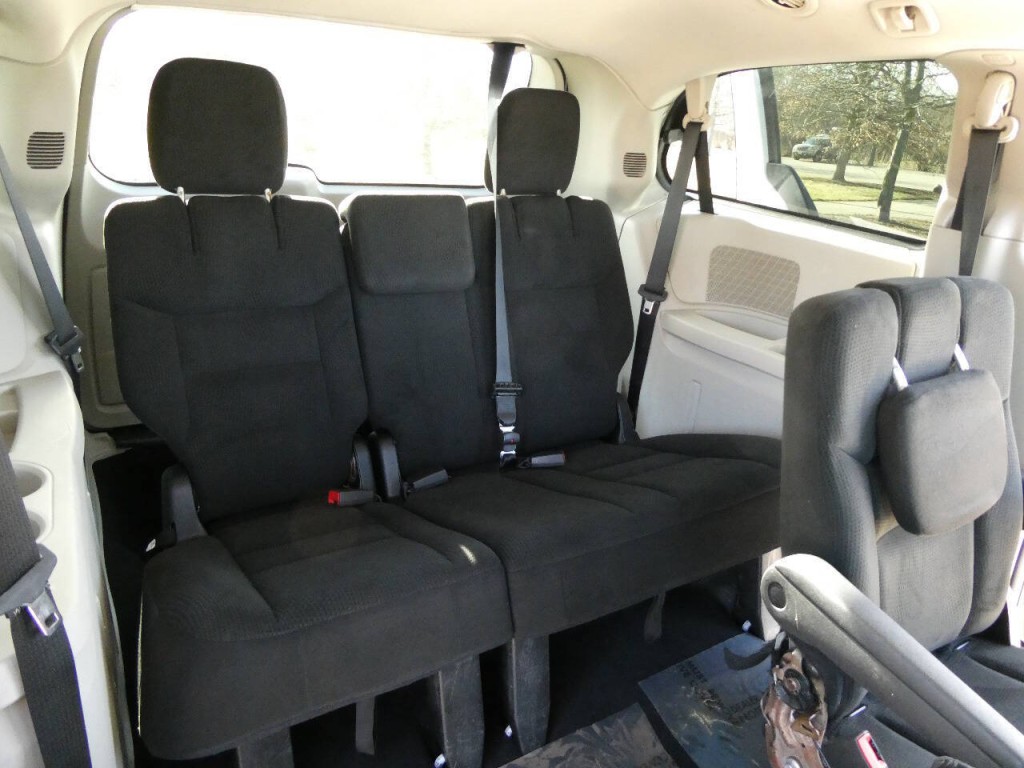 2015 Dodge Grand Caravan Image 27