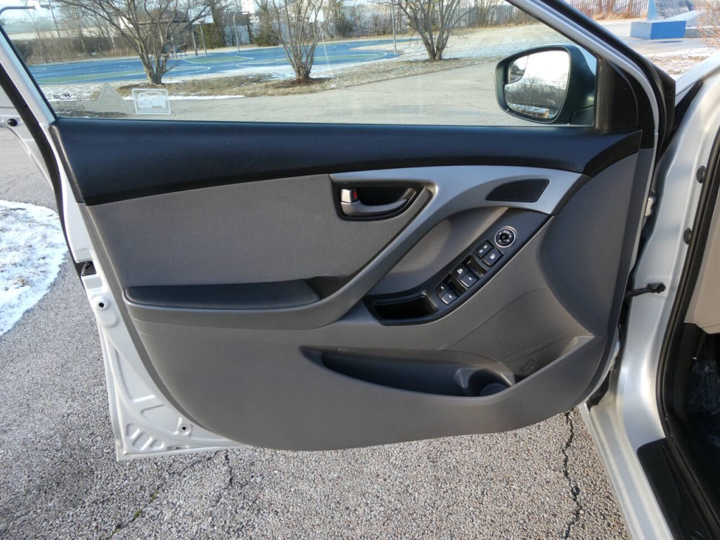 2014 Hyundai Elantra Image 21