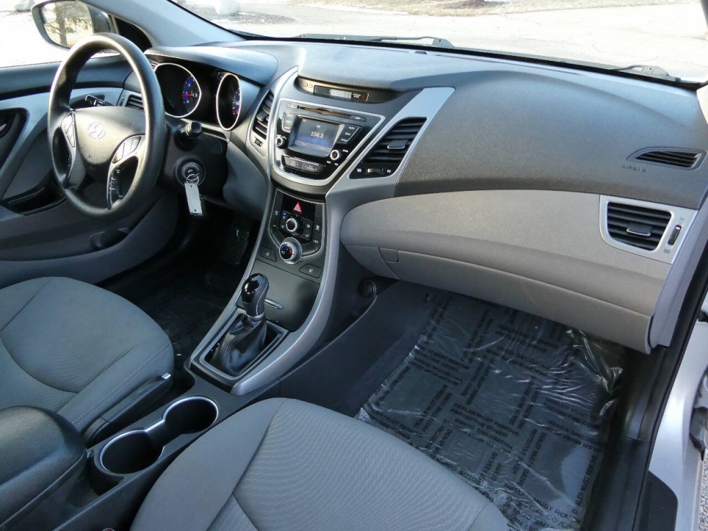 2014 Hyundai Elantra Image 27