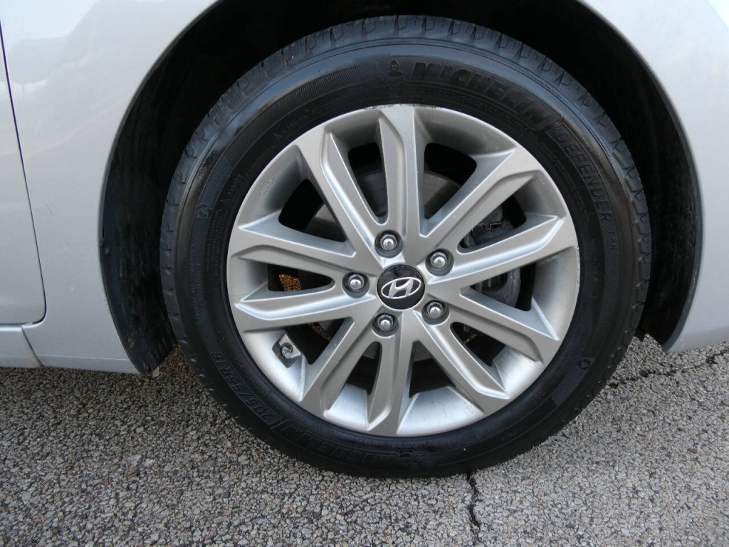 2014 Hyundai Elantra Image 30