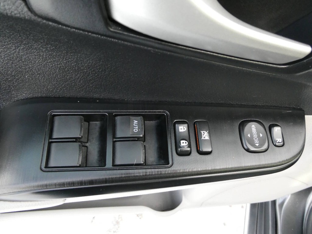 2014 Toyota Camry Image 20