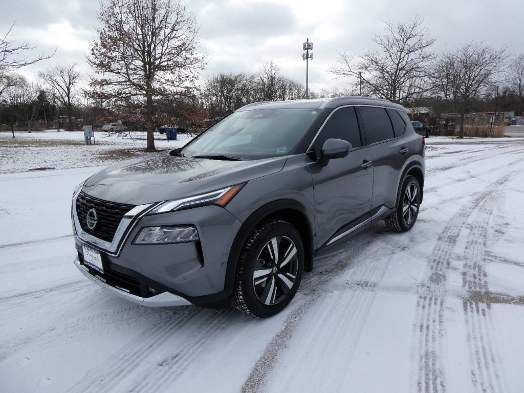 2021 Nissan Rogue Image 1