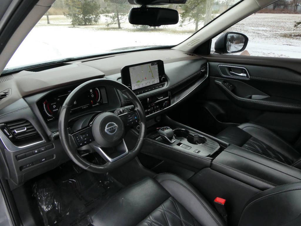 2021 Nissan Rogue Image 10