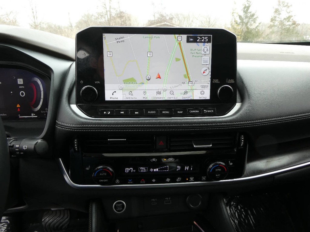 2021 Nissan Rogue Image 17