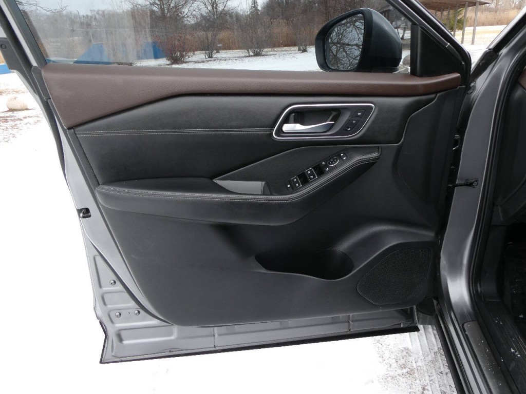 2021 Nissan Rogue Image 23