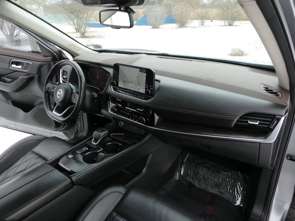 2021 Nissan Rogue Image 31