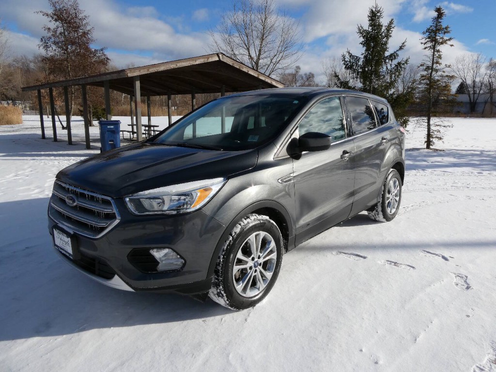2017 Ford Escape Image 1