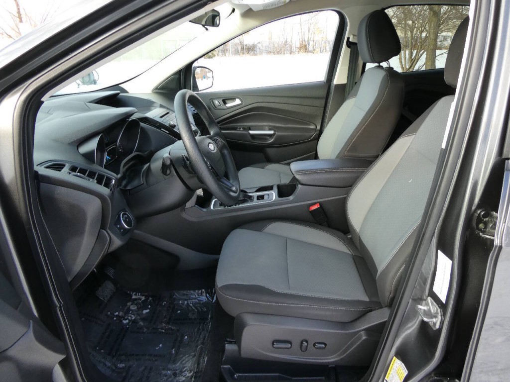 2017 Ford Escape Image 9