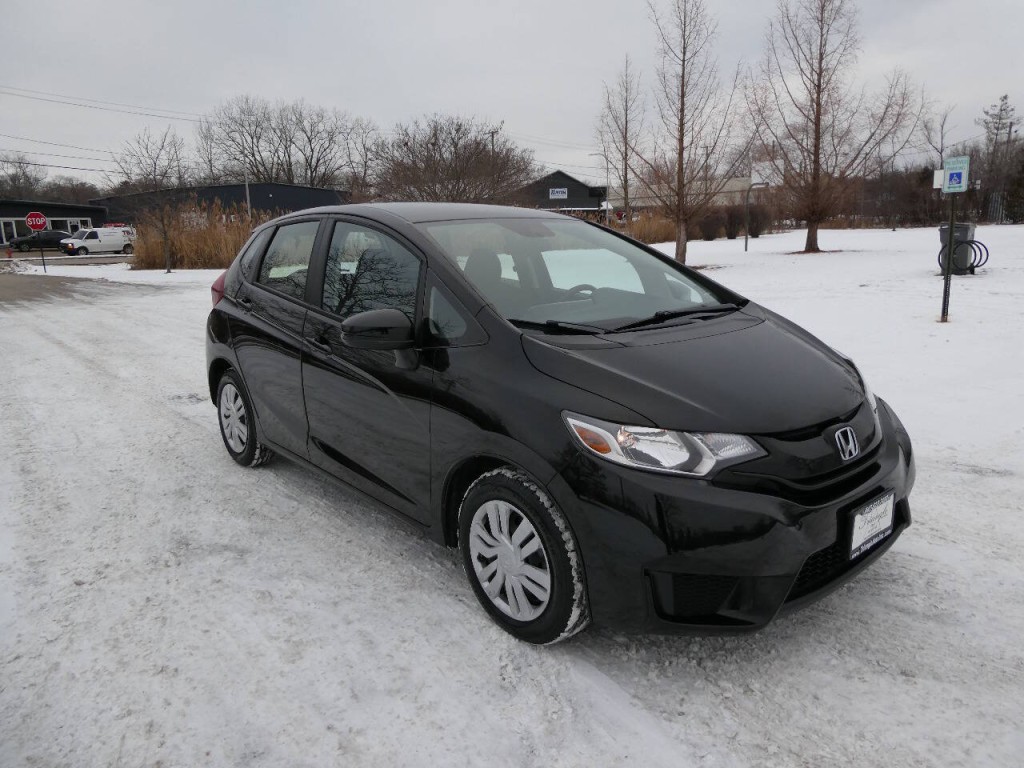 2016 Honda Fit Image 3