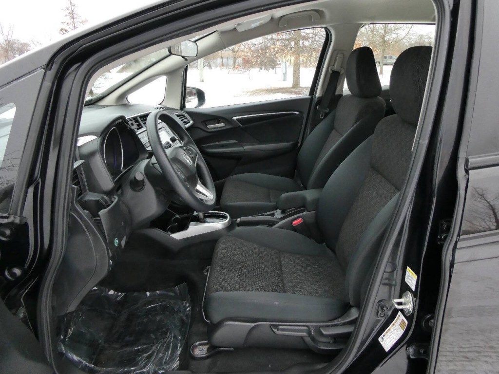 2016 Honda Fit Image 9