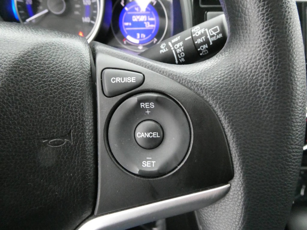 2016 Honda Fit Image 13