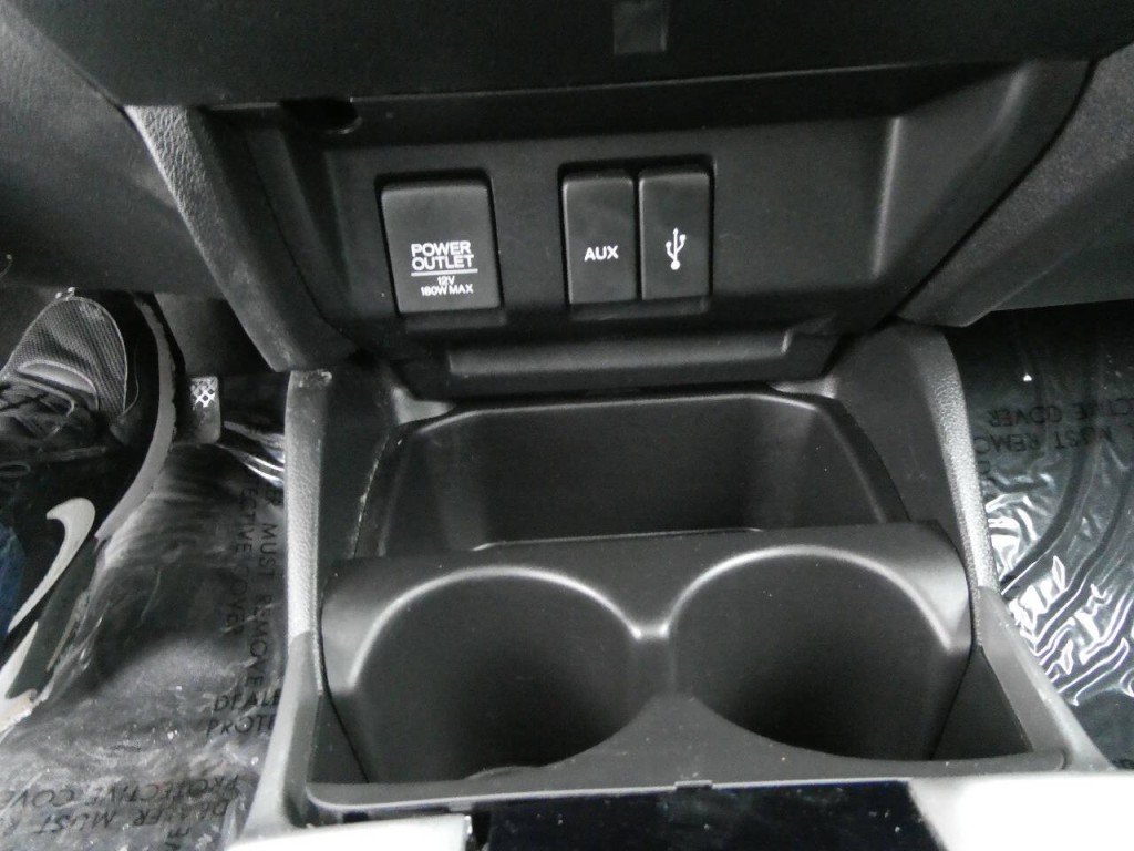 2016 Honda Fit Image 19