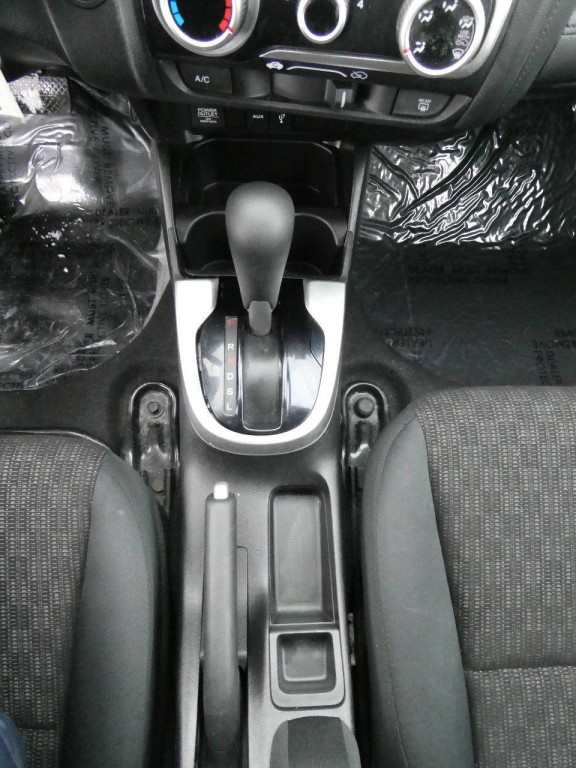 2016 Honda Fit Image 20