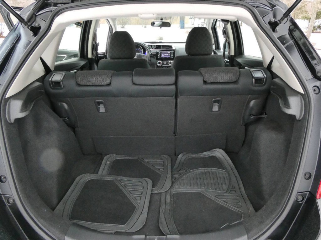2016 Honda Fit Image 25
