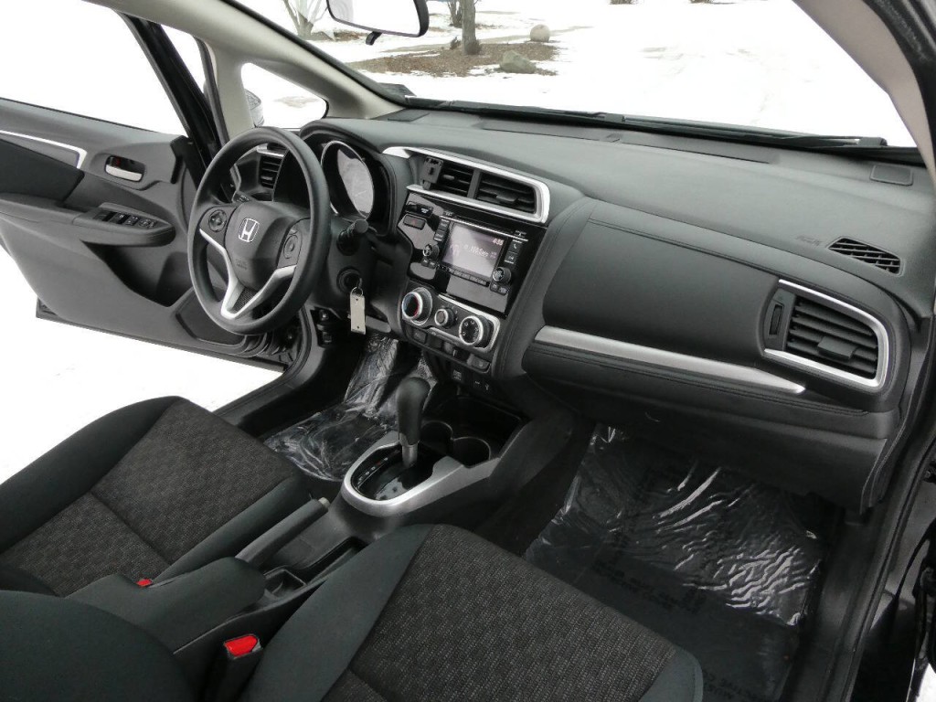 2016 Honda Fit Image 27