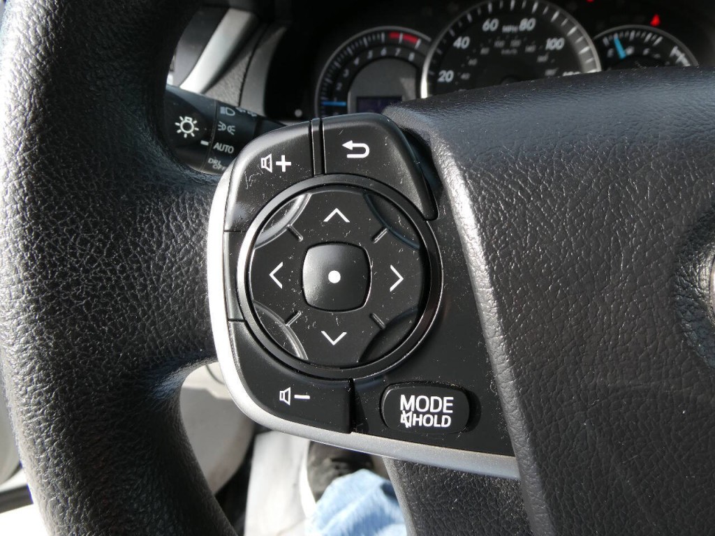 2014 Toyota Camry Image 12