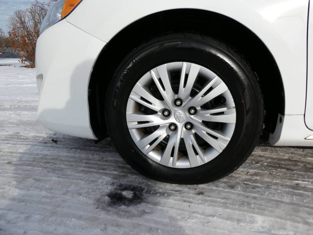 2014 Toyota Camry Image 27