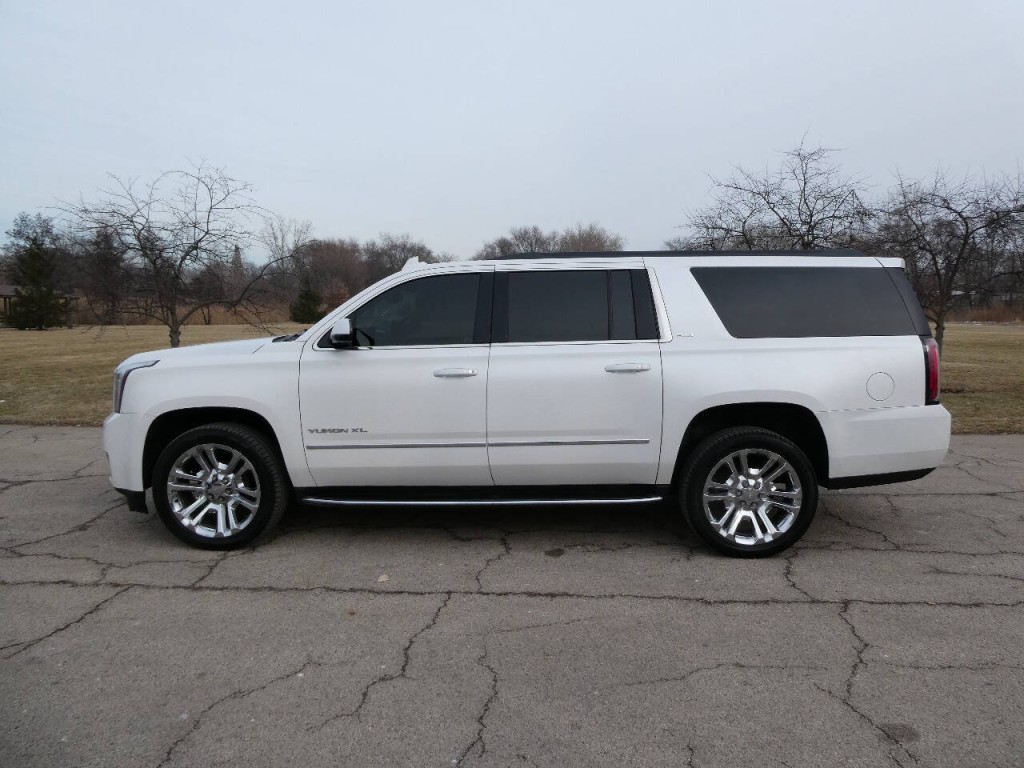 2019 GMC Yukon Image 8