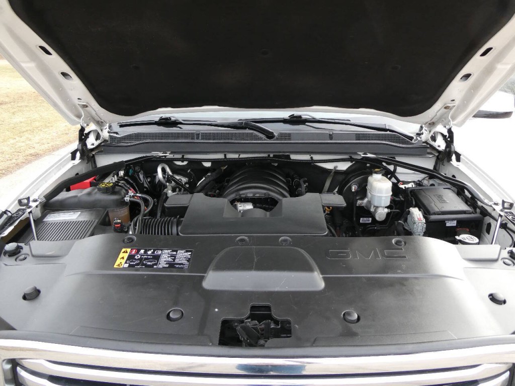 2019 GMC Yukon Image 38