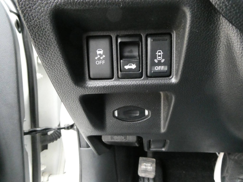 2012 INFINITI G37 Image 21