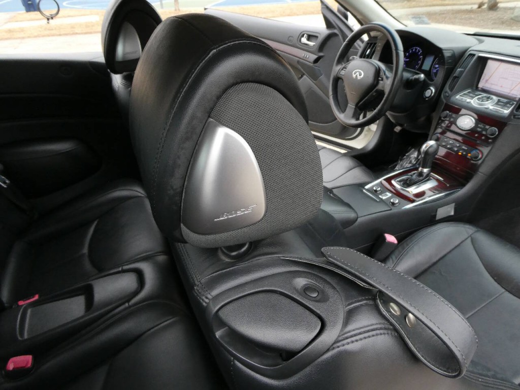 2012 INFINITI G37 Image 28