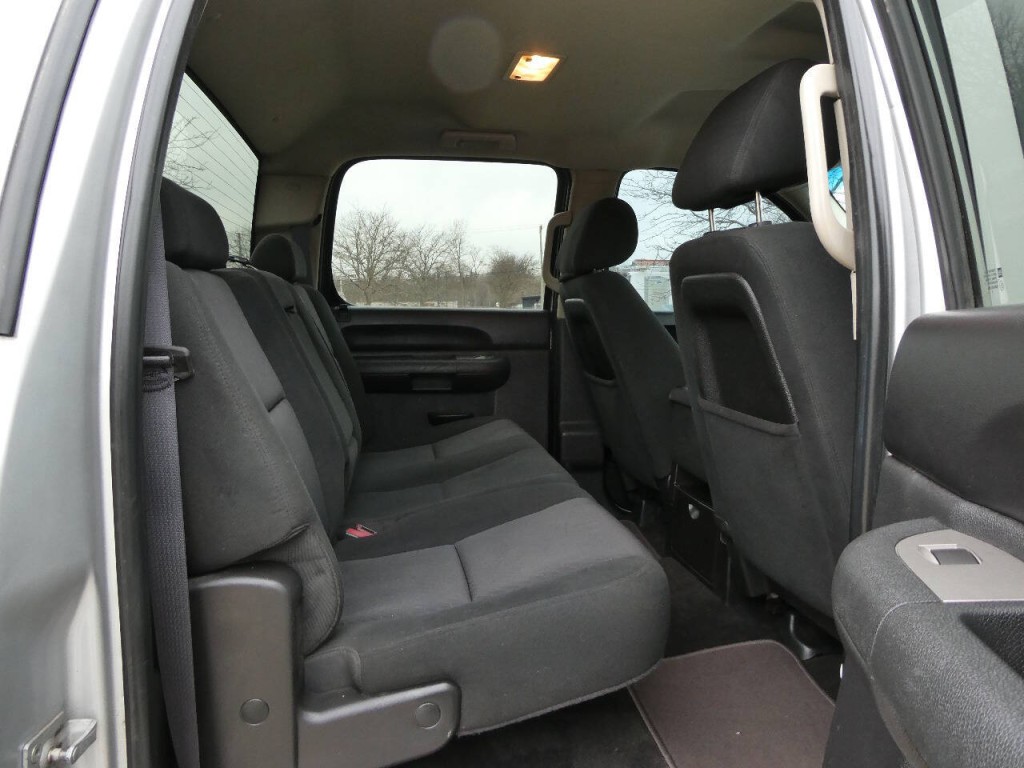 2011 Chevrolet Silverado 1500 Image 22