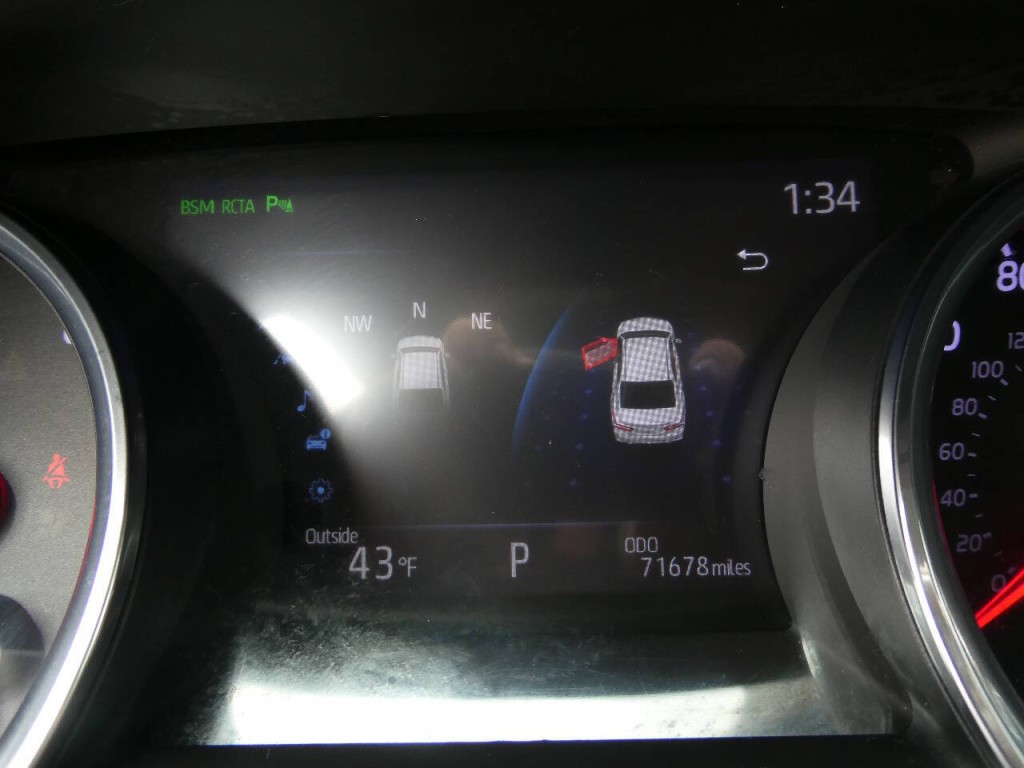 2019 Toyota Camry Image 15