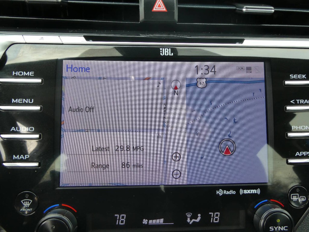 2019 Toyota Camry Image 17