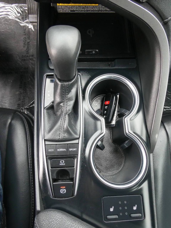 2019 Toyota Camry Image 20