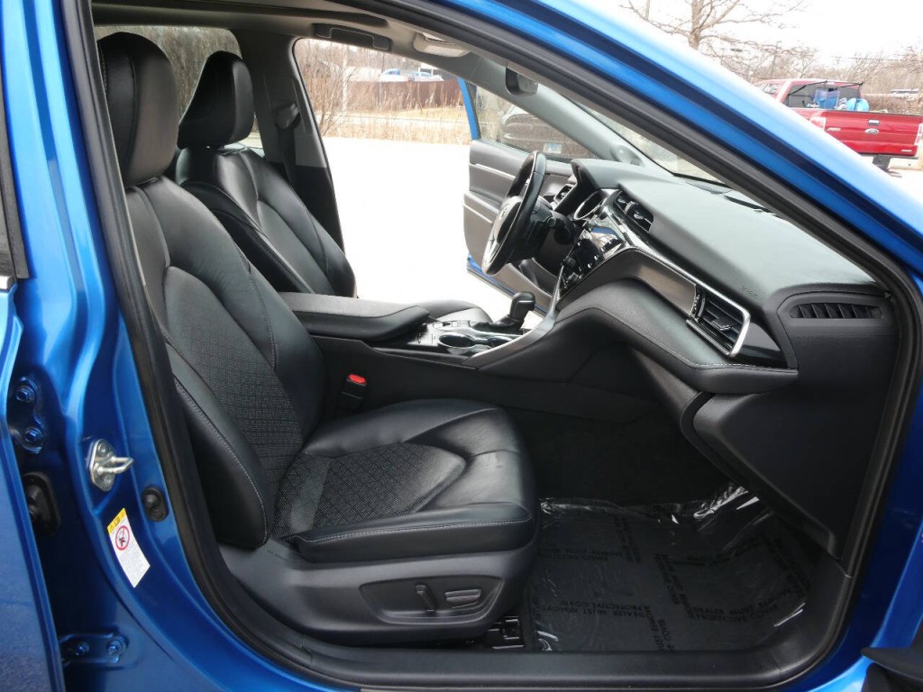 2019 Toyota Camry Image 31