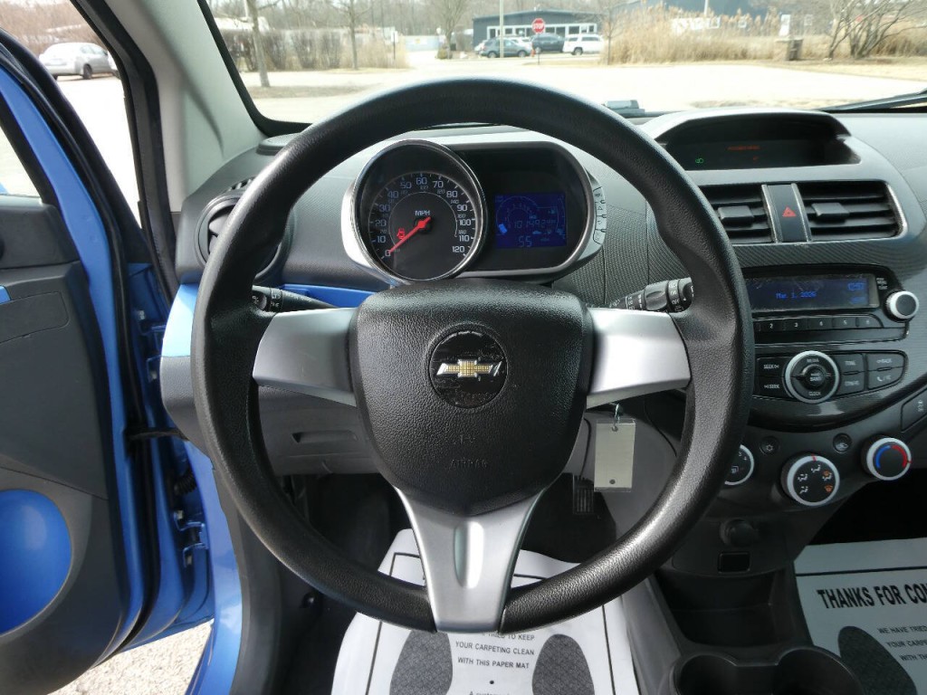 2014 Chevrolet Spark Image 11