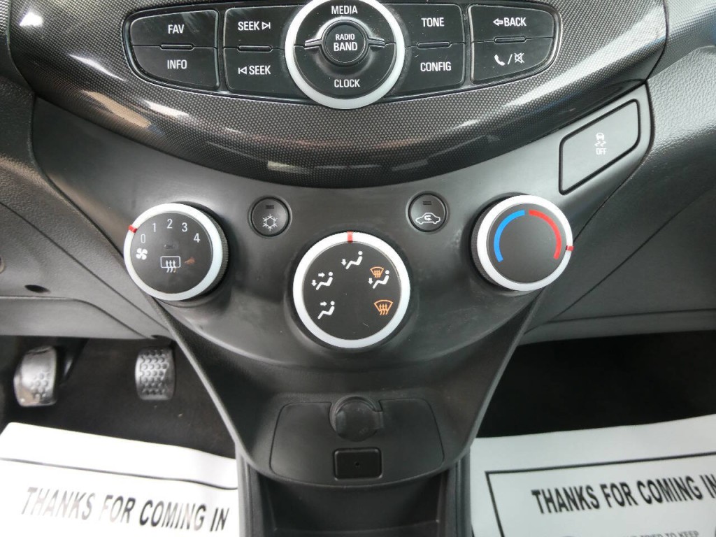 2014 Chevrolet Spark Image 16