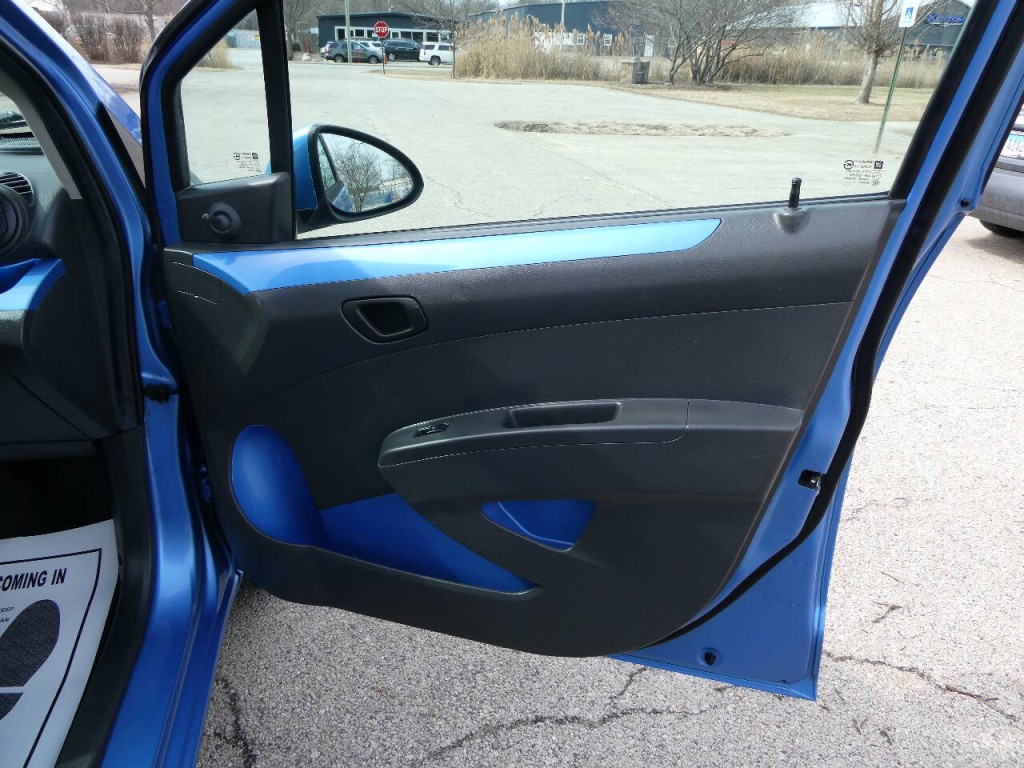 2014 Chevrolet Spark Image 25