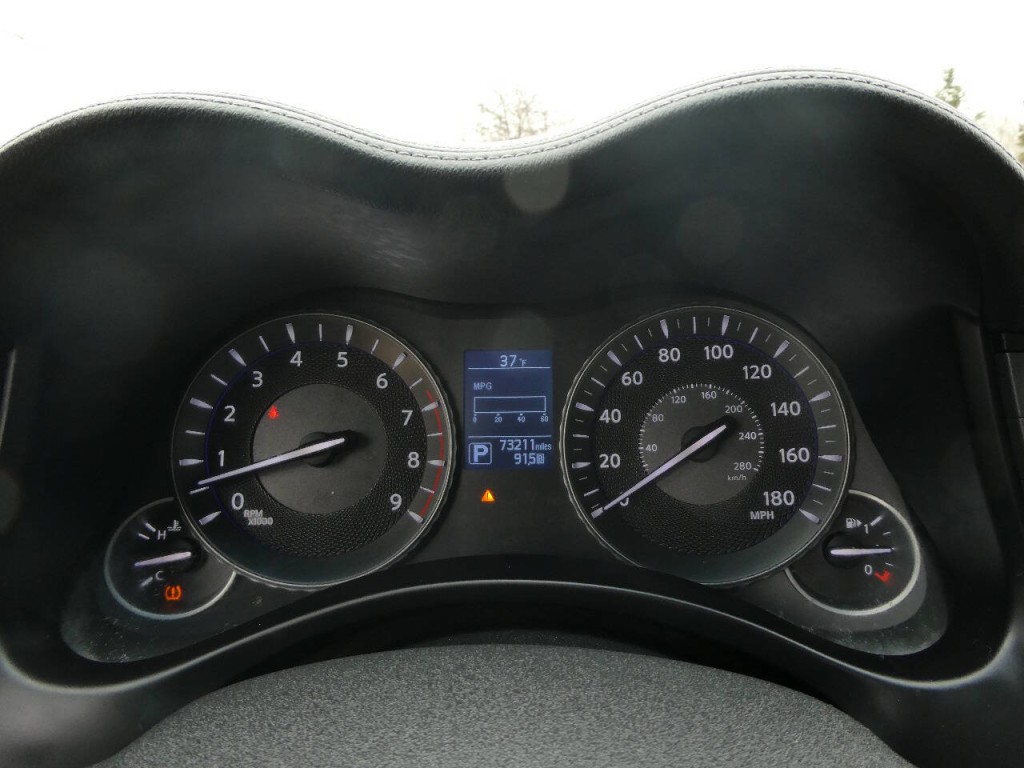 2016 INFINITI Q70 Image 15