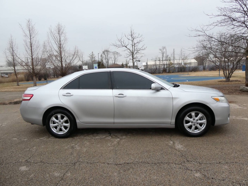 2011 Toyota Camry Image 4