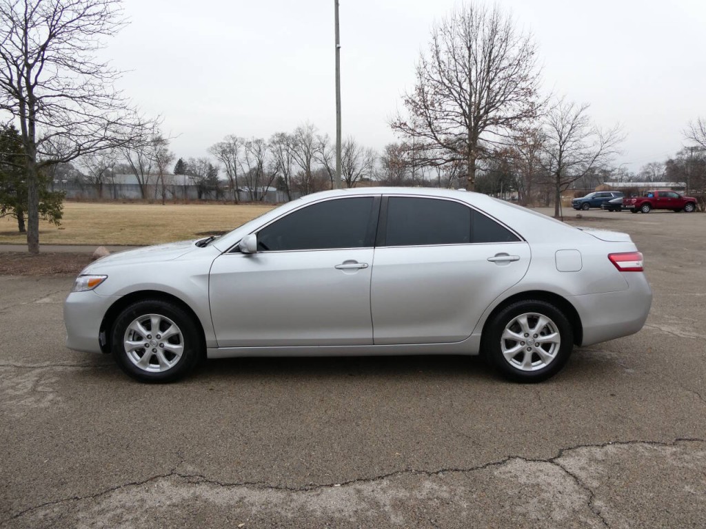 2011 Toyota Camry Image 8