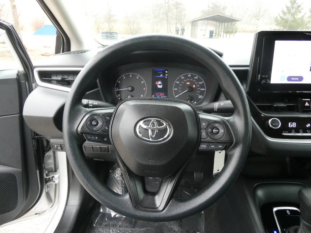 2024 Toyota Corolla Image 11