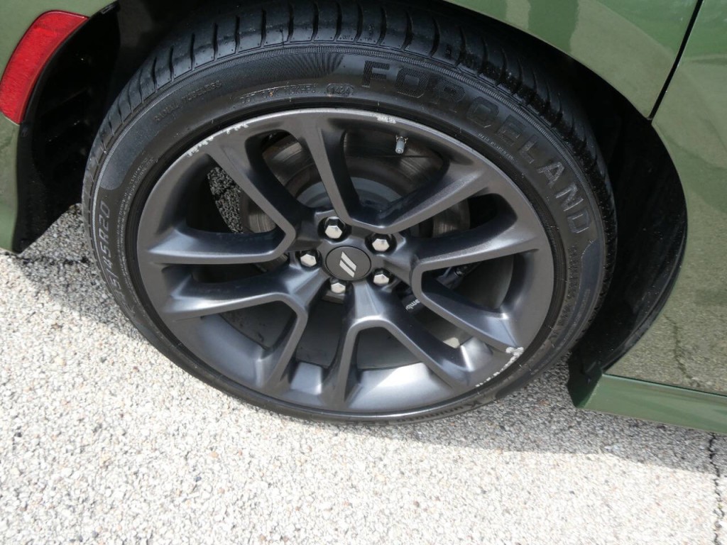 2020 Dodge Charger Image 31