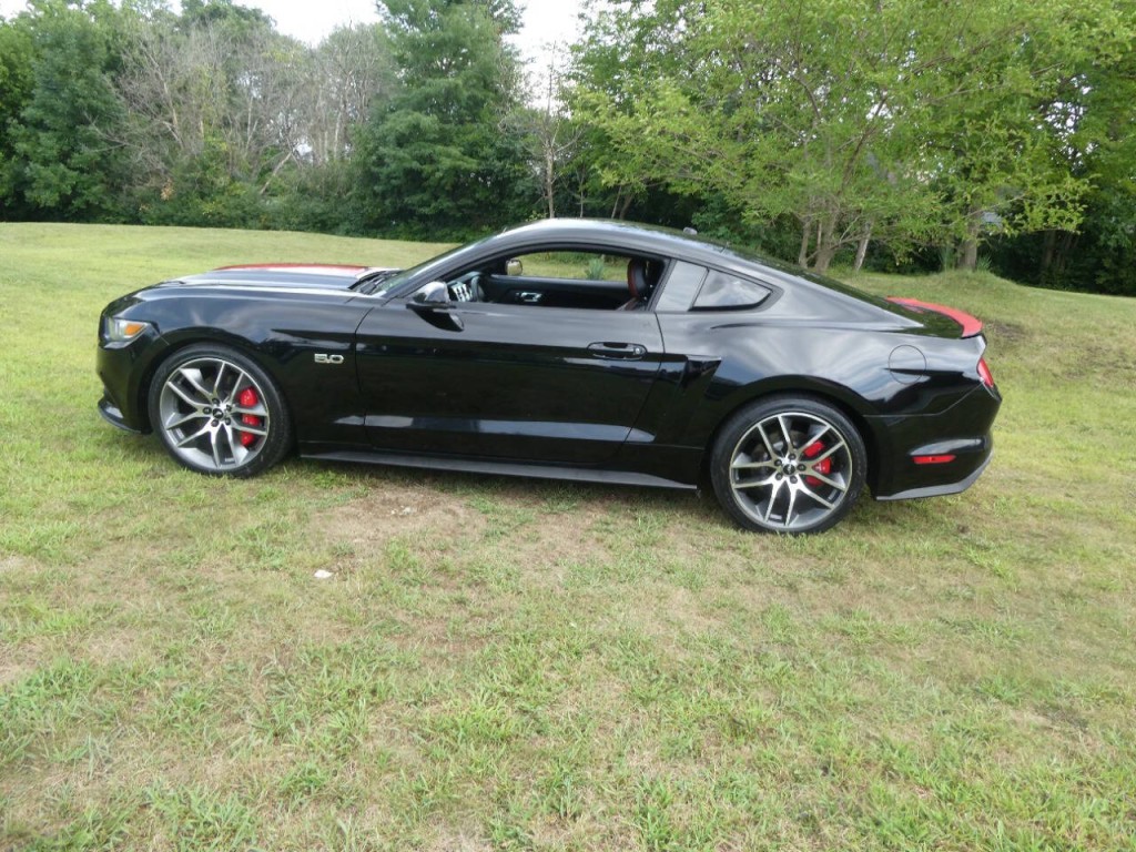 2015 Ford Mustang Image 4